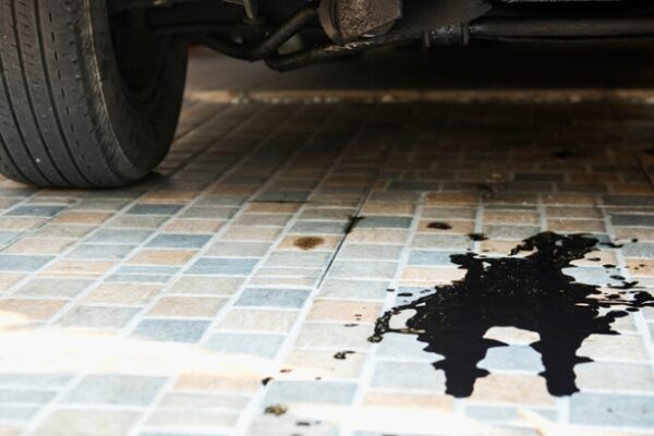 How Much Does It Cost To Fix An Oil Leak In Your Car? Let’s Break Down The Bill!