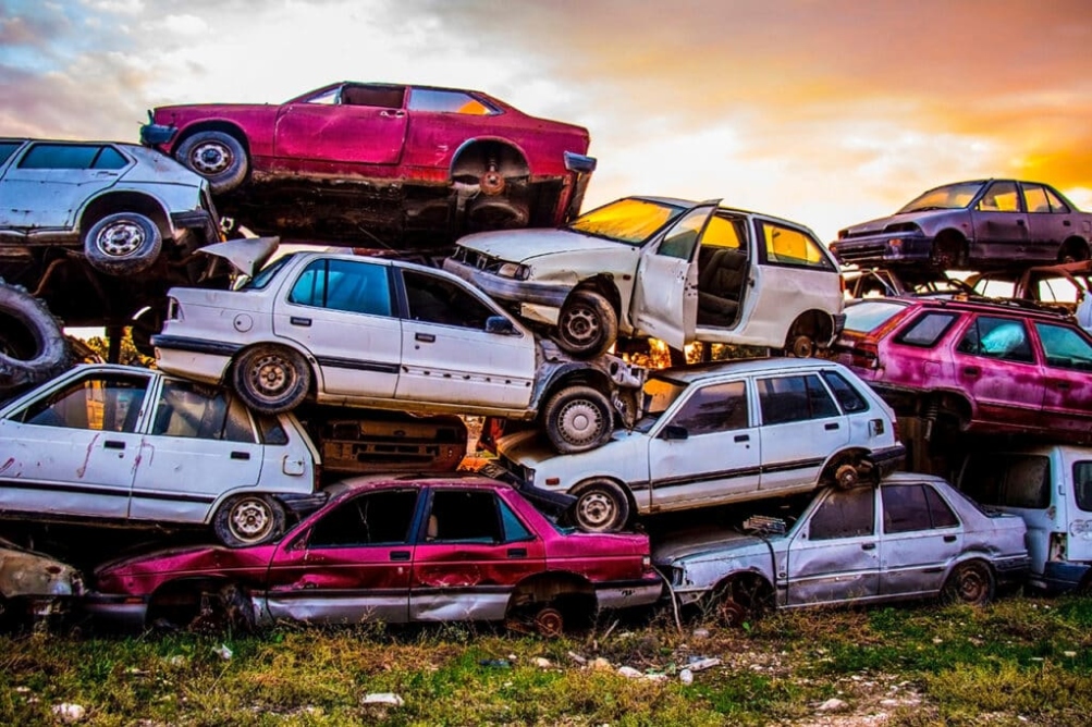 The Ultimate Guide To Towing Your Car To The Junkyard: How Much Will It Cost?